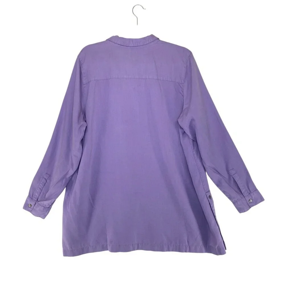 J Jill Blouse Women’s Sz Medium Long tall Purple Button Down Tencel Button Down